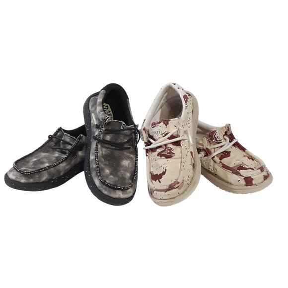 Hey Dude Wally Sox Slip On Shoes Kids 13 Tan Desert Camo Galaxy Multi 2 Pairs - Picture 1 of 16